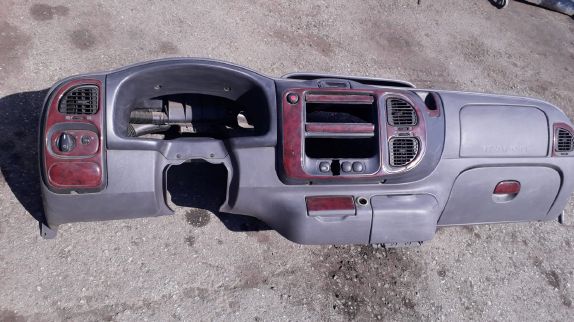 FORD TRANSİT ÇIKMA PARÇA GÖGÜS.JPEG